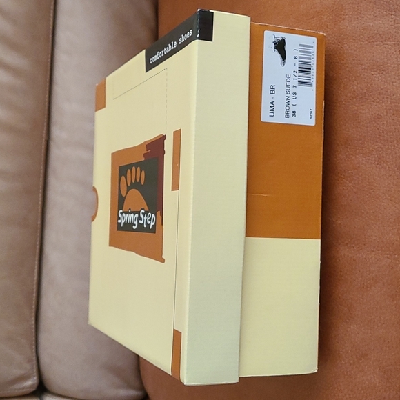 Spring Step suede boots - Picture 10 of 10